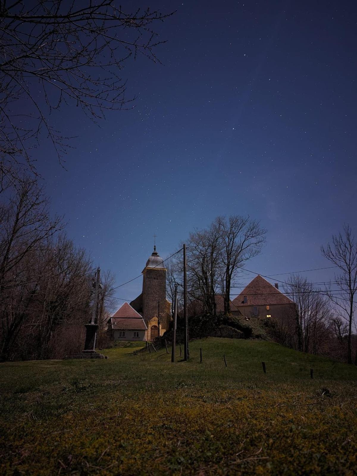 La Maison Du Voyageur 1546 Passavant エクステリア 写真